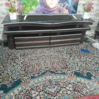 پادری ومیز تلویزیون