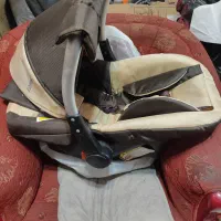 کریر ساکی (صندلی نوزاد)