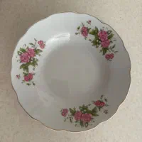گل سرخی|ظروف سرو و پذیرایی|شیراز, بعثت|دیوار