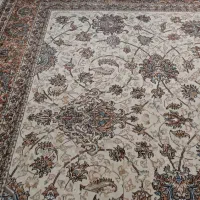 یک عدد فرش ۹ متری