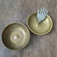 کاسه دعا مسی چهل کلید و ۲عدد شمعدانی برای ۸۰سال