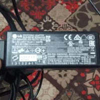 آدابتور ۱۹ ولت