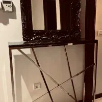 کنسول و آینه