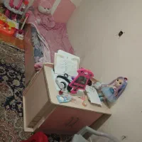تخت نوجوان