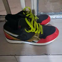 کتونی ربوک اورجینال سایز ۵'۴۴