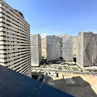 ۱۰۰متر/نورگیر/فول امکانات/وامدار