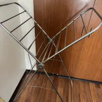 بند رخت ایستاده