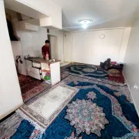 ۸۳ متر*پارکینگ دار*تک واحدی