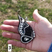 سنجاق سینه برای کت و مانتو