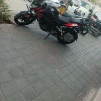 موتور ان اس 200