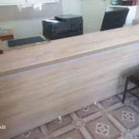 میز پیشخوان ، ویترین