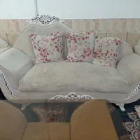 فروش یک دست مبل ۷نفره با جلو مبلی و عسلی