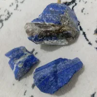 سنگ قیمتی لاجوردی اصل