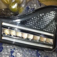 چراغ خطر  فابریکی عقب چپ سورن پلاس تلق شکسته