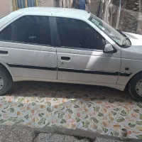 یک عدد ماشین ۴۰۵ سلیکس