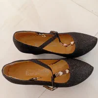 کفش‌مجلسی و تابستونی
