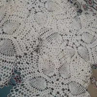 رومیزی قلاب بافی تمیزو سالم کاردست