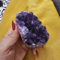 سنگ آمیتیست