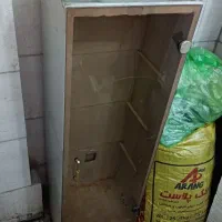 کابینت دکوری درب شیشه ای