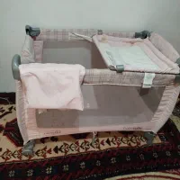 تخت خواب نوزاد