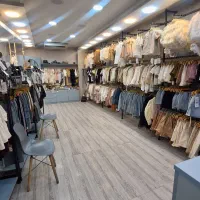 فروشنده  لباس بچه گانه