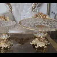 شکلات خوری و شیرینی خوری