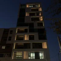۱۱۰ سالن و خواب جلو / ۹۵ عقب / فول