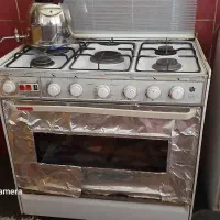 فروش دوعددیخچال ویک عدداجاق گازفردار