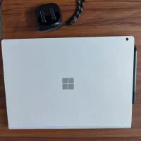 Surface Book 2 ، i7 با قلم ، گرافیک دار