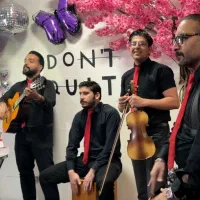 سوپرایز تولد تلفنی سالگرد نامزدی موسیقی زنده