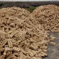 آجر سه سوراخ