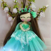عروسک فرشته با تاج کریستالی