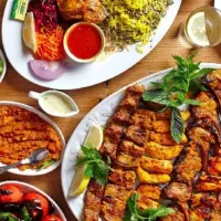 آشپز ماهر غذاهای ایرانی و ترکی نیازمندیم