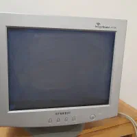 مانیتور در حد نو