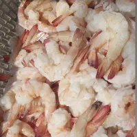 میگو صورتی بوشهری پاک کرده و کمر گرفته
