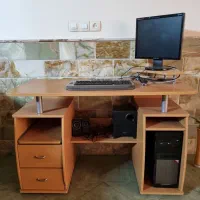 میز کامپیوتر