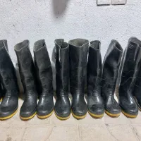 چکمه مشکی