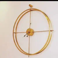 ساعت فلزی طلایی ثابت