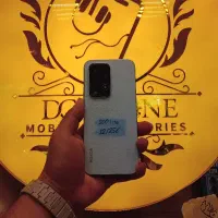 Honor 200 lite فقط از قوطی باز شده