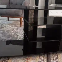 میز تلویزیون شیشه ای