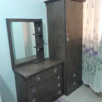 دراور و کمد ایستاده