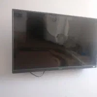 تلویزیون ایکس ویژن صفحه شکسته