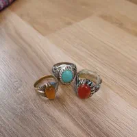 جعبه چوبی به همراه بدلیجات