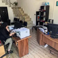 استخدام کمک انباردار