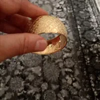 یک عددتک پوش طلاپیداشده