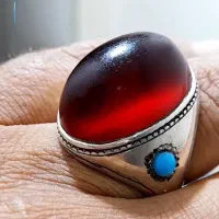 انگشتر کلوخه سرخ