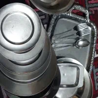 تعدادی ظرف استیل مناسب باغ