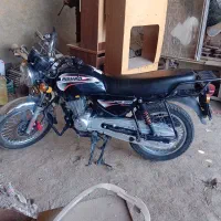 فروش موتور سیکلت پیشرو200