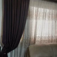 پرده با والن همراه با کتیبه