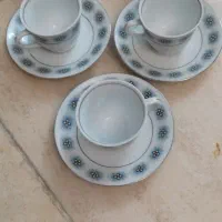 6عددفنجان 6عدد نعلبکی گل سرخی